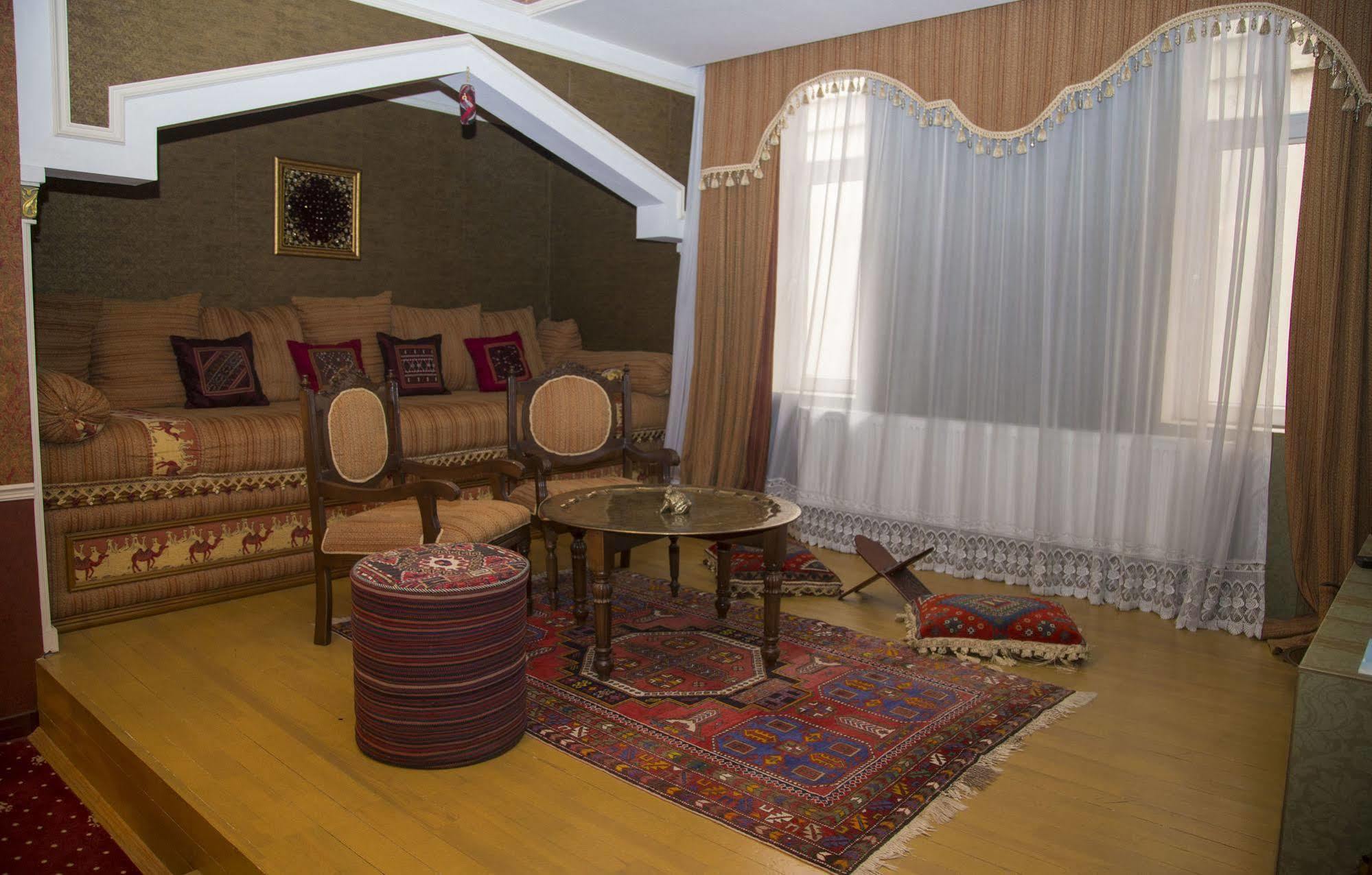 Caspian Palace Hotel Baku Zewnętrze zdjęcie