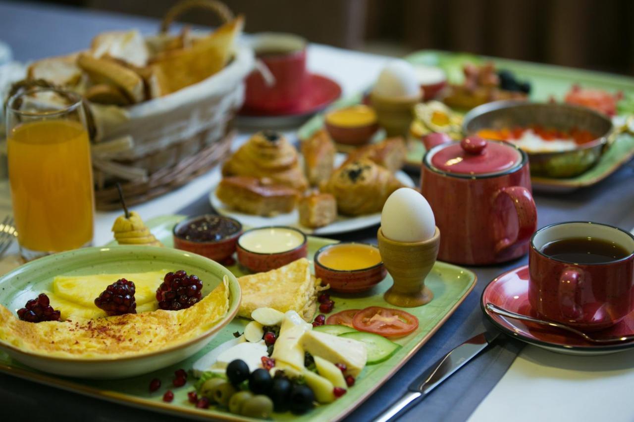 Caspian Palace Hotel Baku Zewnętrze zdjęcie